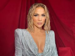 Дженнифер Лопес