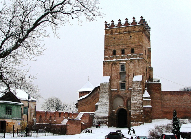 Чарівна зима в містах України