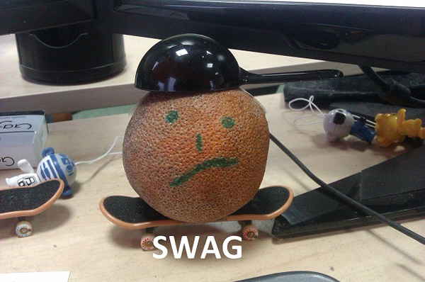 Сегодня исполняется ровно год.... МОЕМУ АПЕЛЬСИНУ!