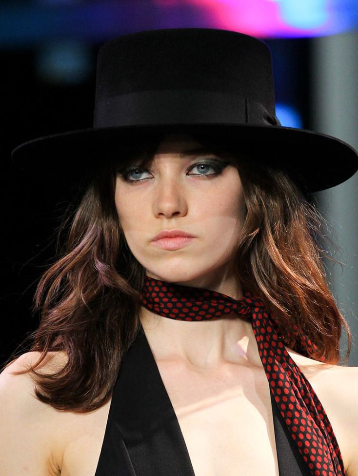 Черная подводка