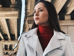 Юлия Санина