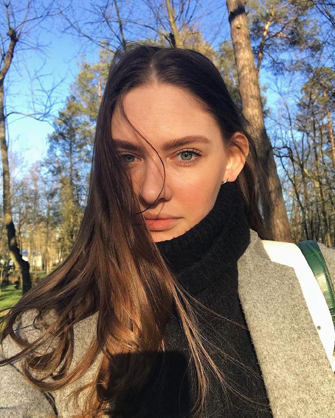 Арина Любителева