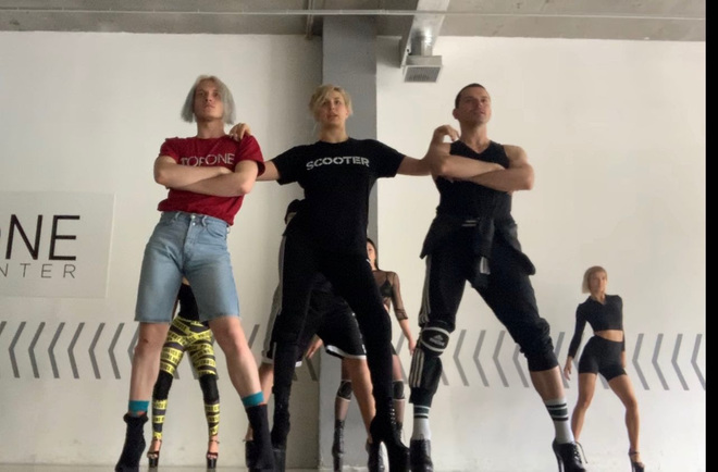 MARUV анонсировала воссоединение группы KAZAKY