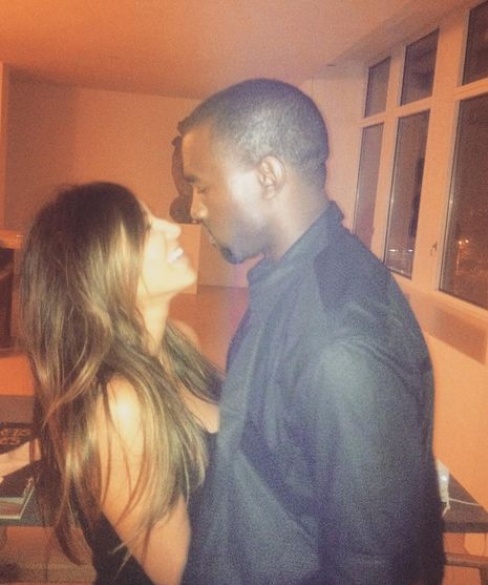 Ким Кардашьян показала фото сына