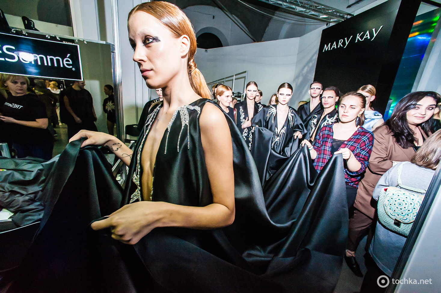 Backstage первого дня UFW FW20/21