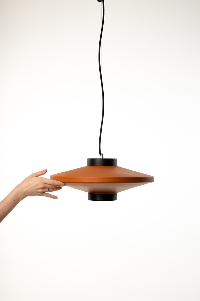 Світильники та вази PRAFORMA