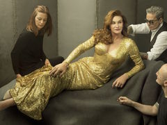 Кейтлин Дженнер выпустит помаду совместно с МАС