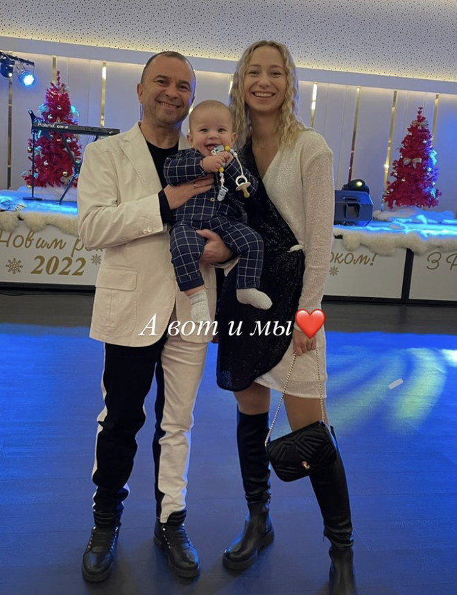 Катерина Репяхова та Віктор Павлік з сином