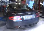 Aston Martin DB9 в гараже