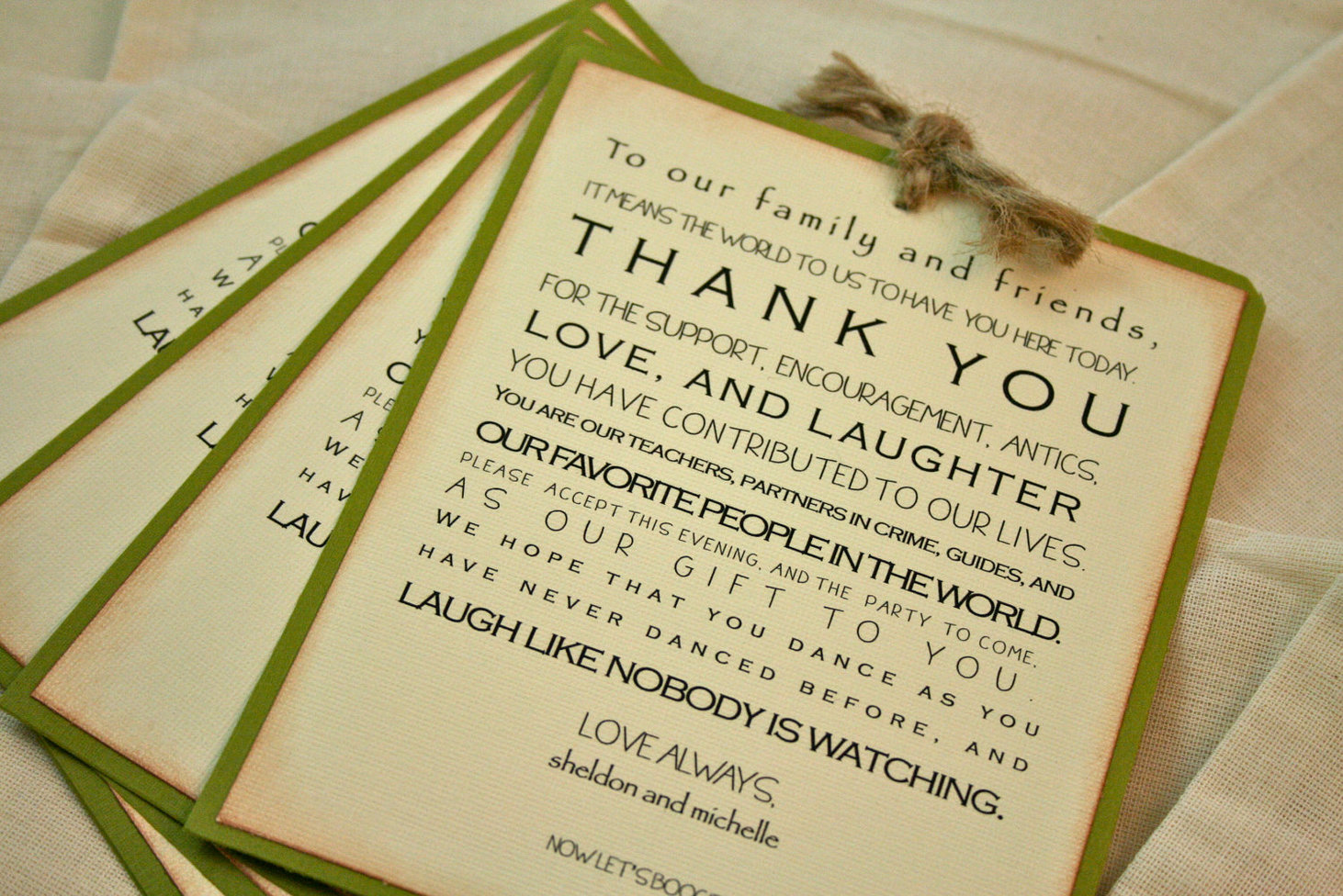 Модні весільні відтінки: olive green