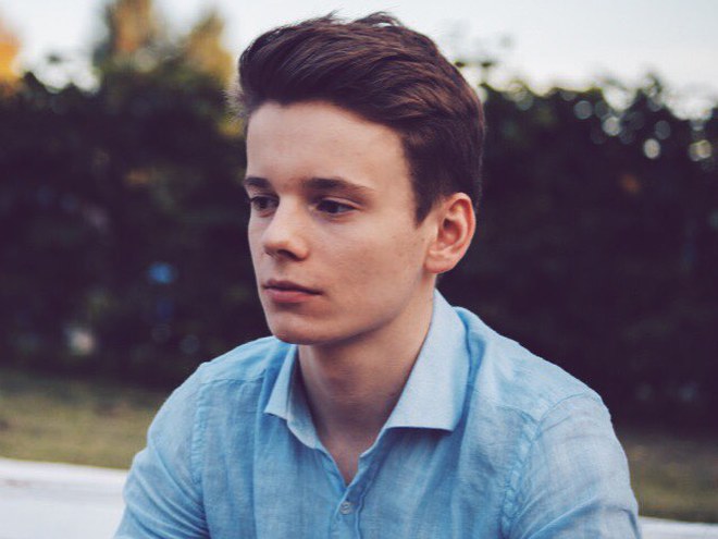 Валерия с Анной Шульгиной на отдыхе