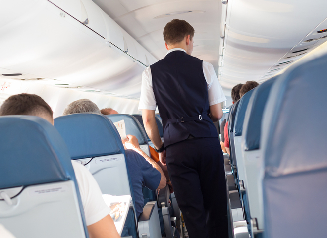 5 правил, как сделать полет на самолете комфортным
