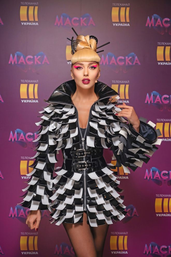 Оля Полякова