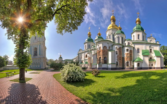 Церковный Киев