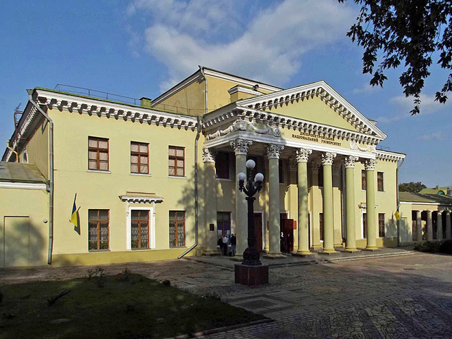 5 удивительных дворцов центральной и северной Украины