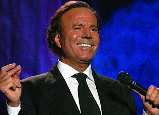 Хулио Иглесиас