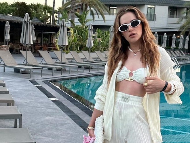 Наталка Денисенко продемонструвала струнку фігуру у бікіні на відпочинку у Туреччині