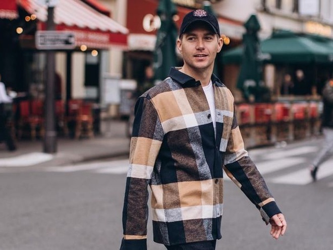 Остапчук показав, який вигляд мав до переїзду у Київ