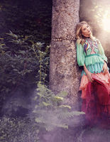 Розі Хантінгтон-Уайтлі для Harper's Bazaar