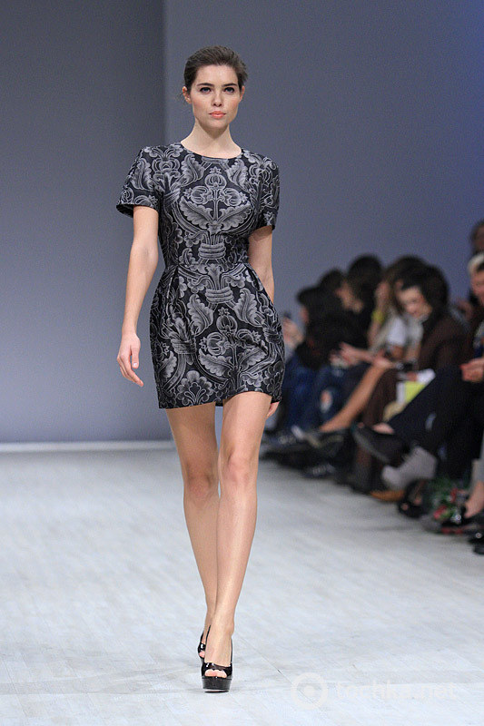 Показ Elena BURBA