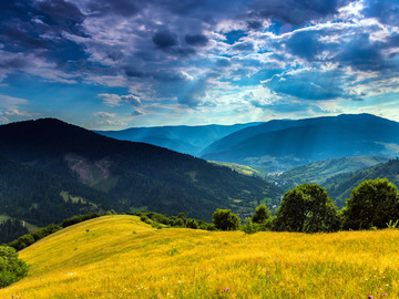 Не закордоном одним: 5 аргументів на користь відпочинку в Україні