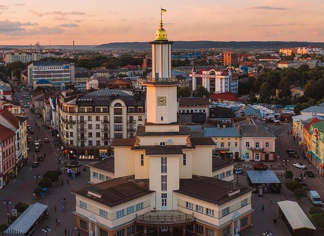 Ивано-Франковск достопримечательности