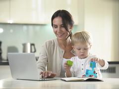 Детские смеси Nutrilon 3 и 4 – вклад в успешное будущее малыша