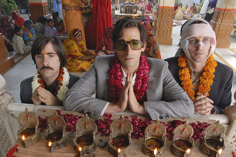 Фильмы о путешествиях: Поезд на Дарджилинг. Отчаянные путешественники