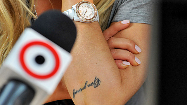 Девушка Блонда и Kishe