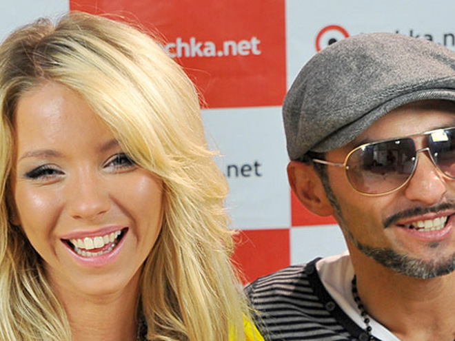 Девушка Блонда и Kishe