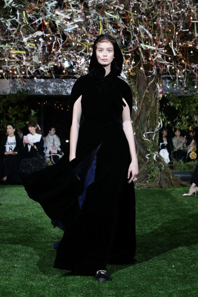 Бархатные вещи на осень 2017