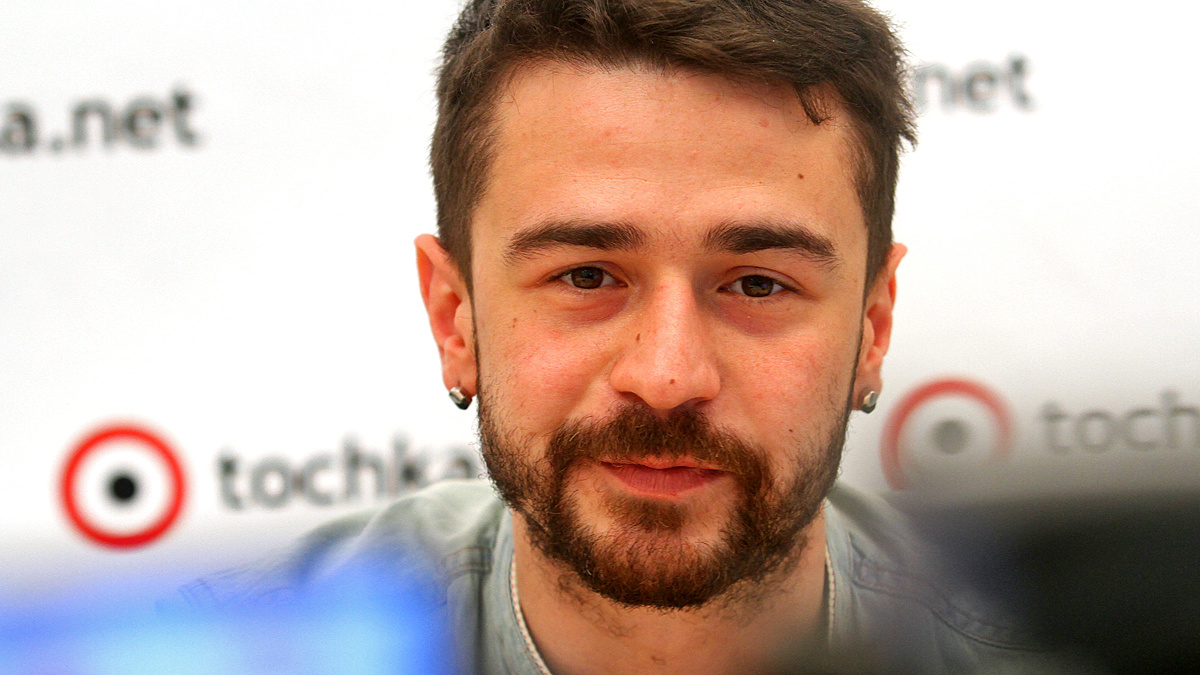 Алёна Мун, Паша Парфений