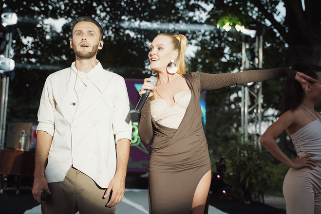 Київська Точка G: On I Ona вперше створили імерсивні шоу в ботсаду