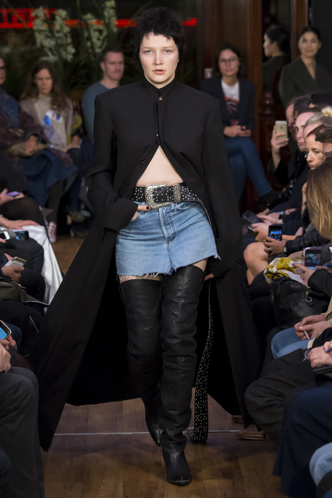 Що носити влітку: DKNY