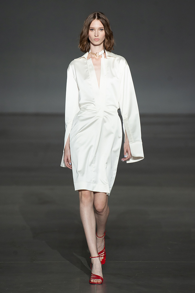 Показ Elena Burenina на Ukrainian Fashion Week noseason sept 2021