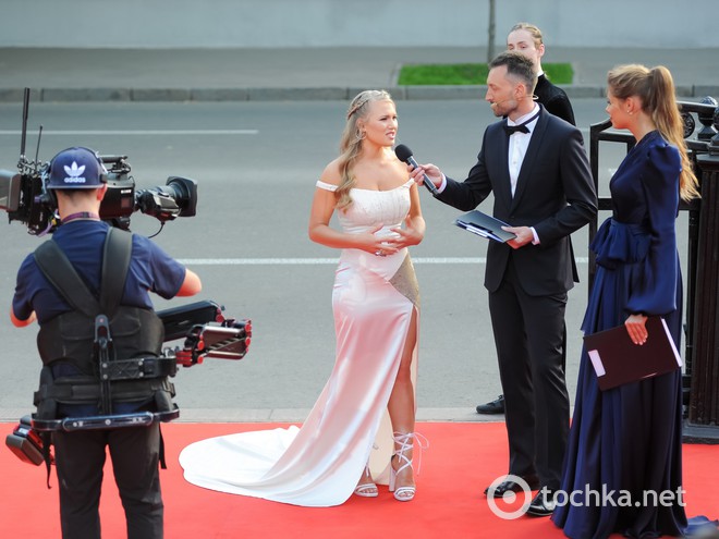 Євробачення 2017: червона доріжка в Києві (фото, відео)