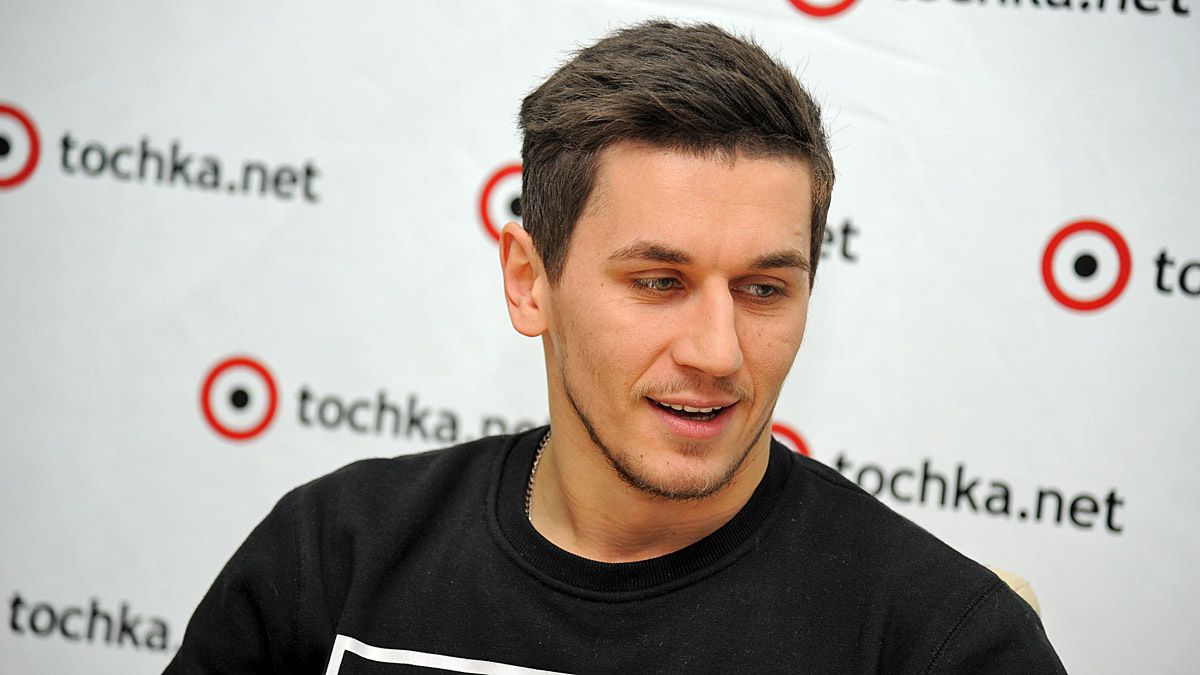 Олег Татаринов