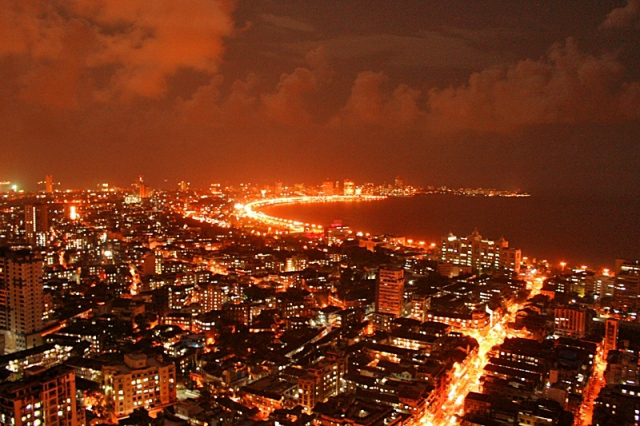 Цікаві місця Мумбаї: нічний Мумбаї