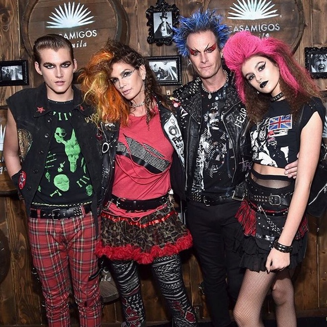 Шоу-бизнесовая нечисть или как звезды отпраздновали Хэллоуин