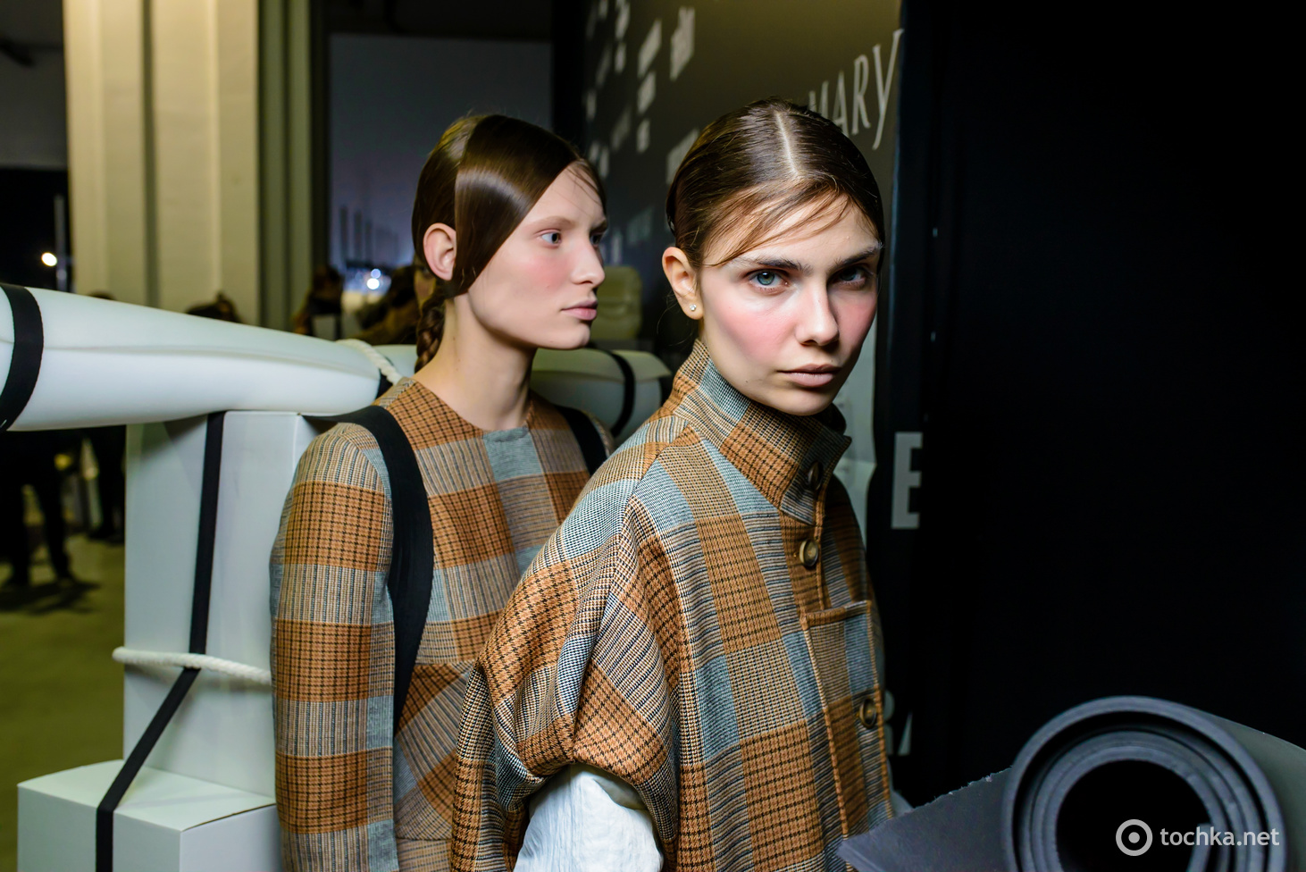 Backstage другого дня UFW FW 19-20