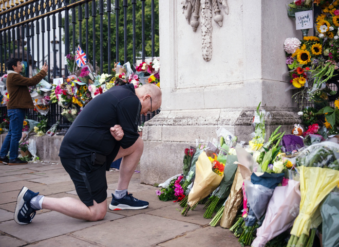 Королева Елизавета умерла 2022