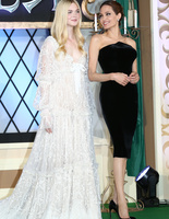 Анджелина Джоли и Эль Фаннинг