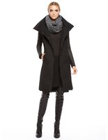 Пуховики DKNY Пуховики DKNY