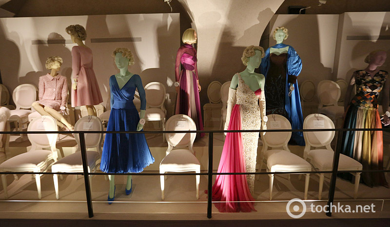 Репортаж с выставки Валентино