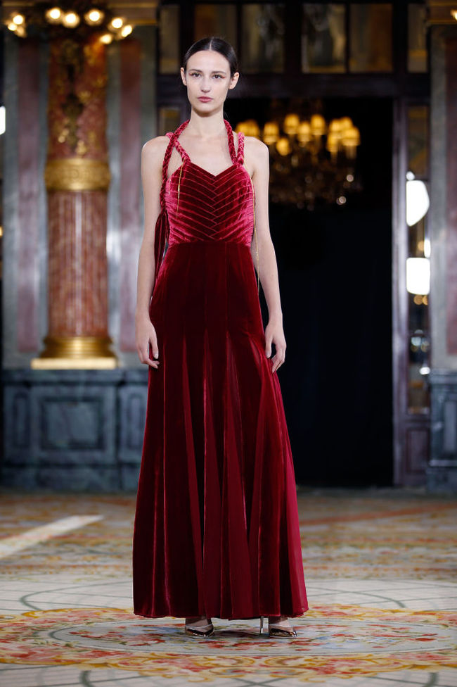 Бархатные вещи: платья