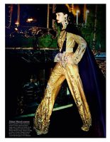 Glam girl: Джиджи Хадид снова на обложке Vogue Paris