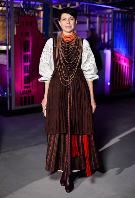 ЦЕНТР ІСТОРІЇ ВБРАННЯ