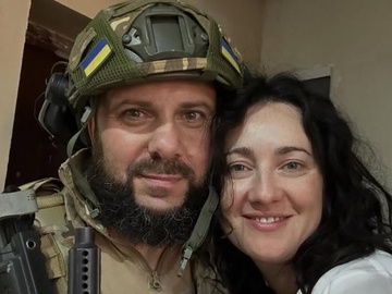 Вітвіцька запостила романтичні селфі з нареченим-військовим