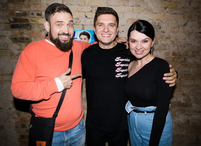 Вечеринка в честь дня рождения Анатолия Анатолича