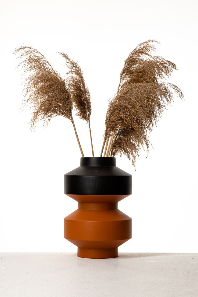 Світильники та вази PRAFORMA